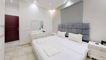 In-room safe, iron/ironing board, free WiFi