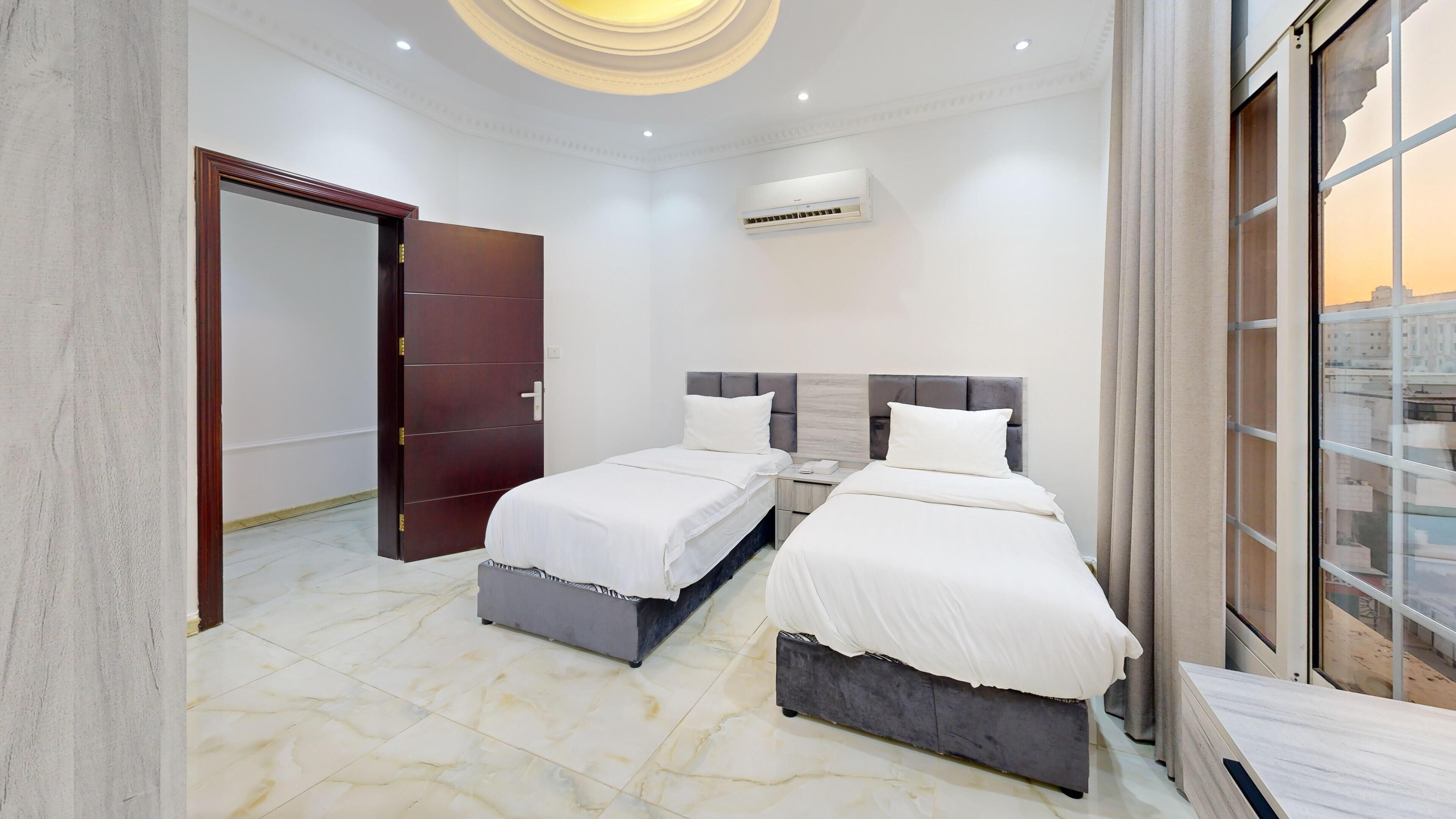 In-room safe, iron/ironing board, free WiFi