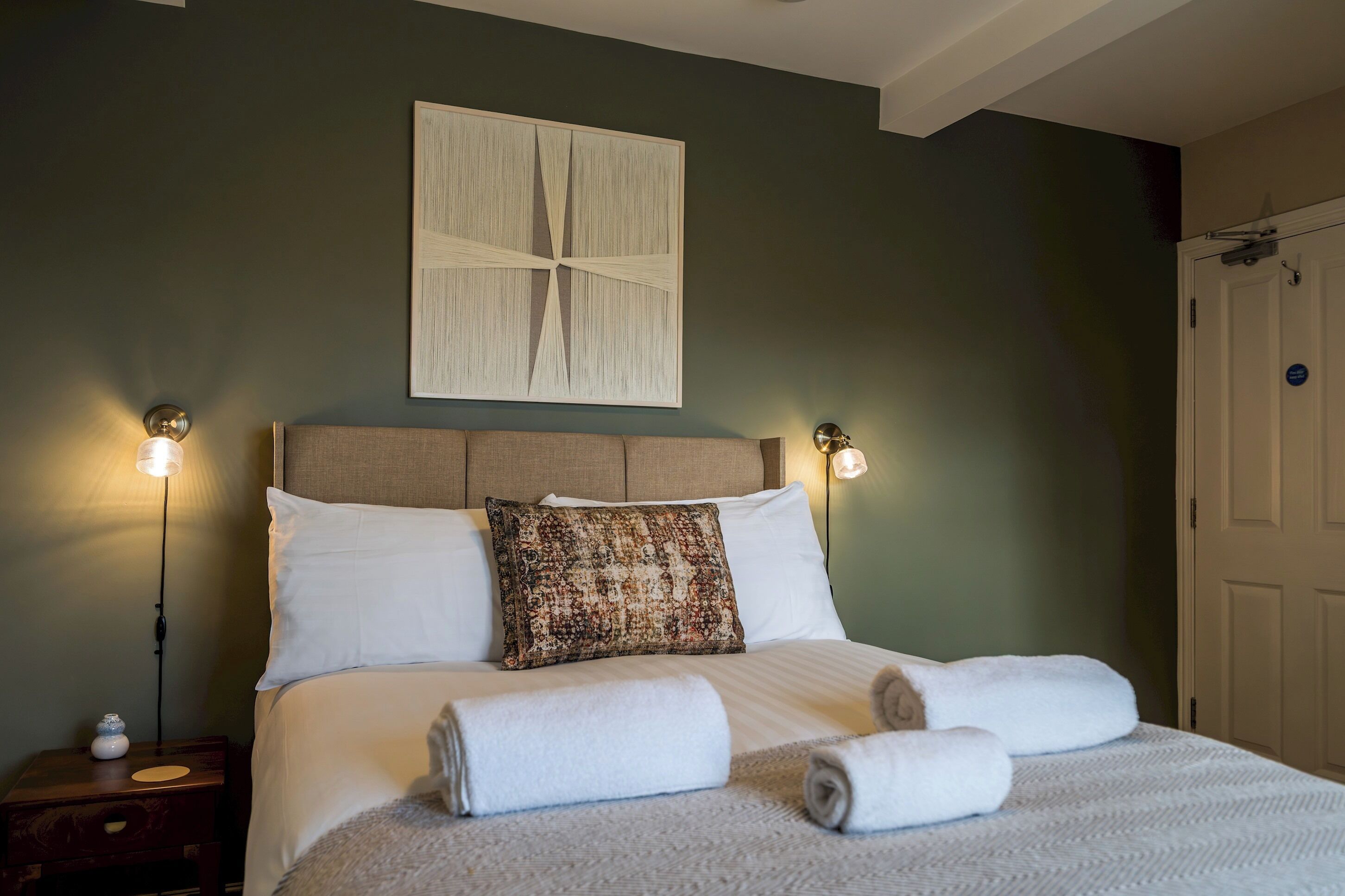 7 bedrooms, iron/ironing board, free WiFi, bed sheets