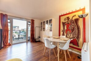 Dining - City-chic central studio near station, Kingston - Pass the Keys (Kingston-upon-Thames)