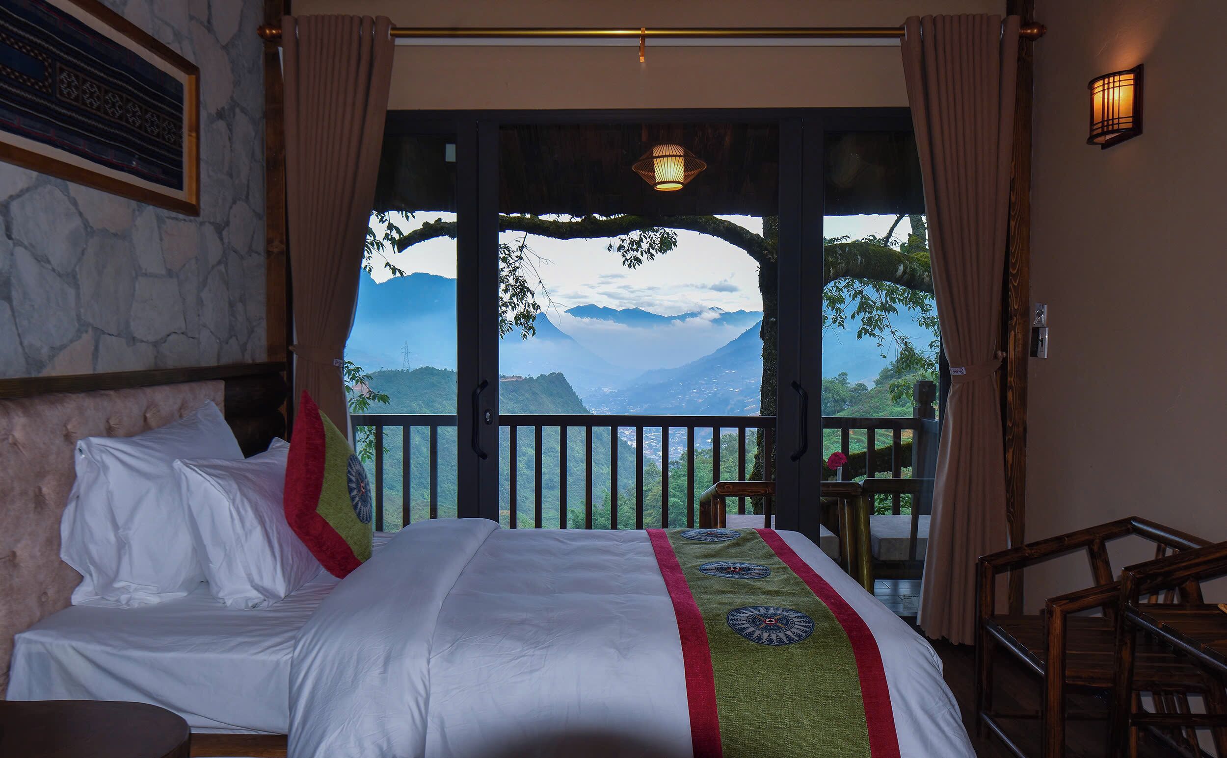 Deluxe-Bungalow, Balkon, Bergblick | Kostenloses WLAN