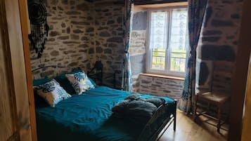 3 camere, ferro/asse da stiro