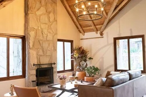 Casita de 3 dorm en el Valle!