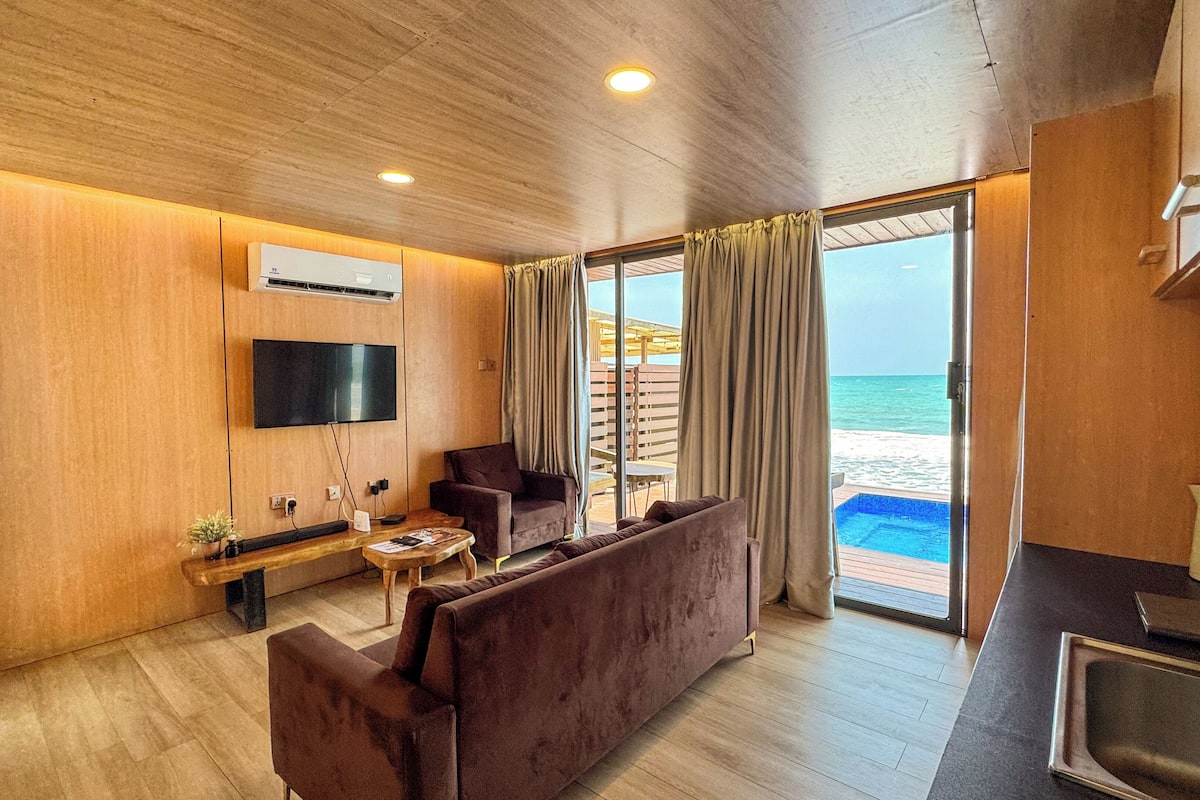 Suite, Ocean View | Free WiFi