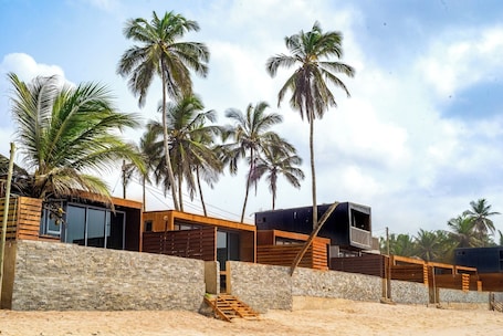 Exterior. Selah Beach Cabins