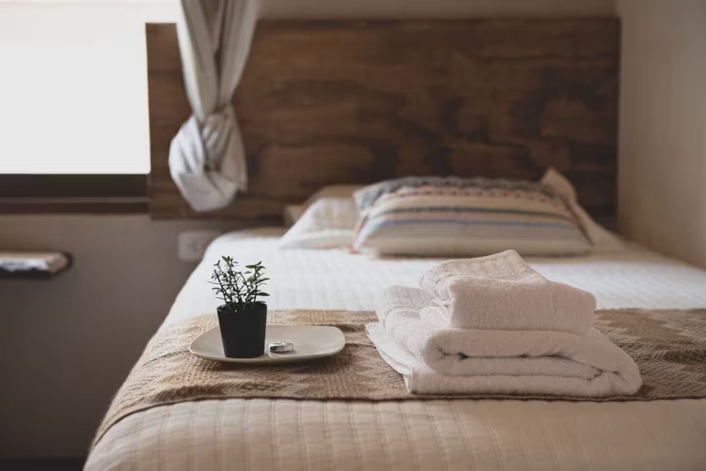 Internet, bed sheets