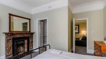 Iron/ironing board, free WiFi