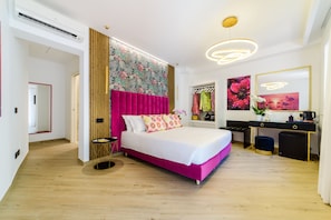 In-room safe, iron/ironing board, free WiFi, bed sheets