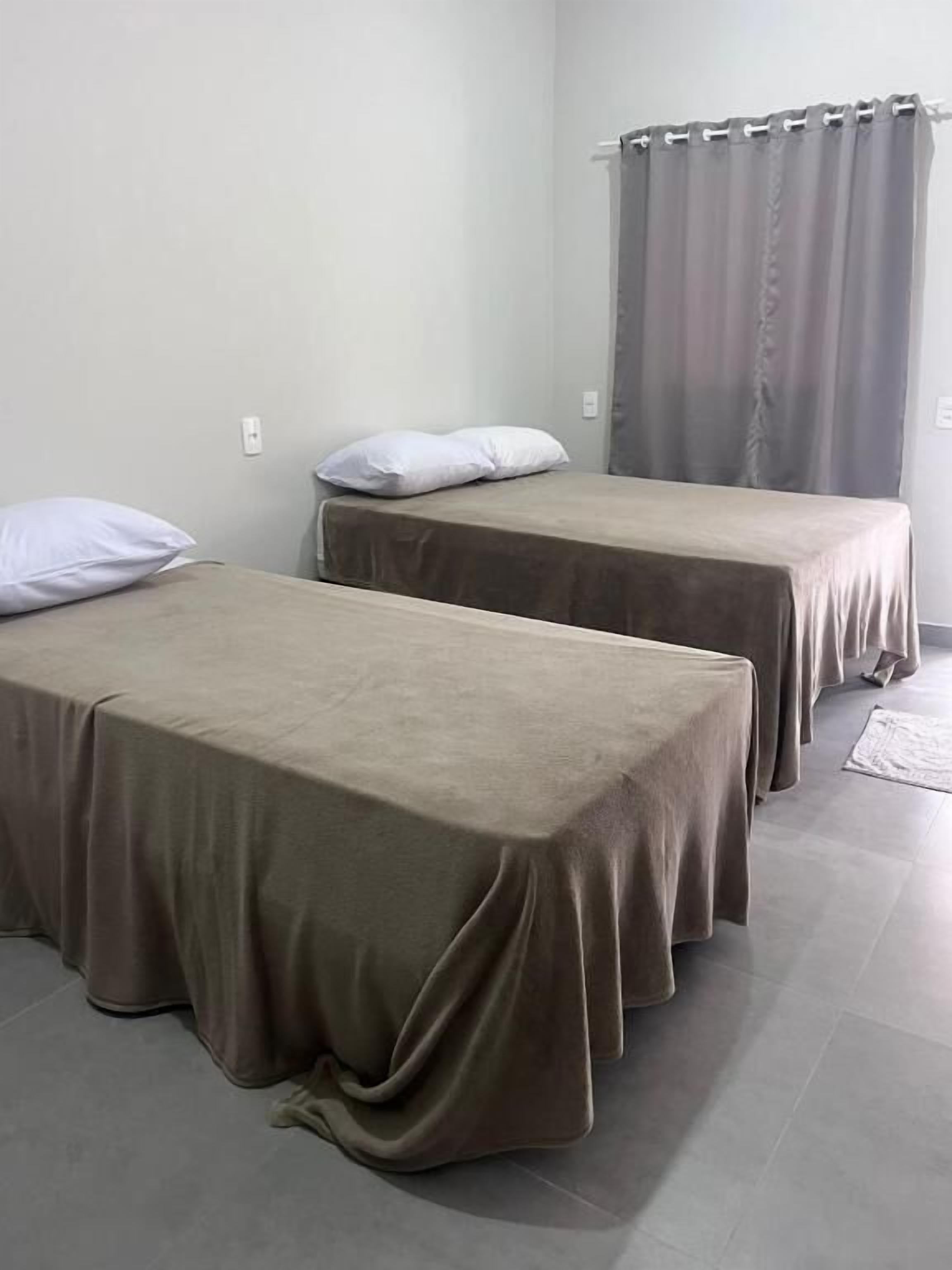 Desk, laptop workspace, free WiFi