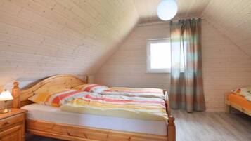 House | 2 bedrooms, individually furnished