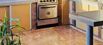 Bright Apartment with Green View, AC and WiFi - Close to the Beach Resort