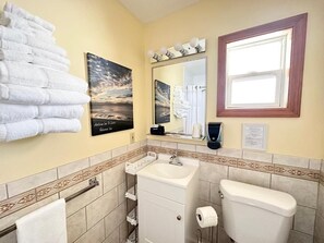 Kamar Double Standar | Kamar mandi