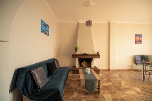 TV, fireplace - SEA GEM APARTMENTS steps from the sand (Chania)