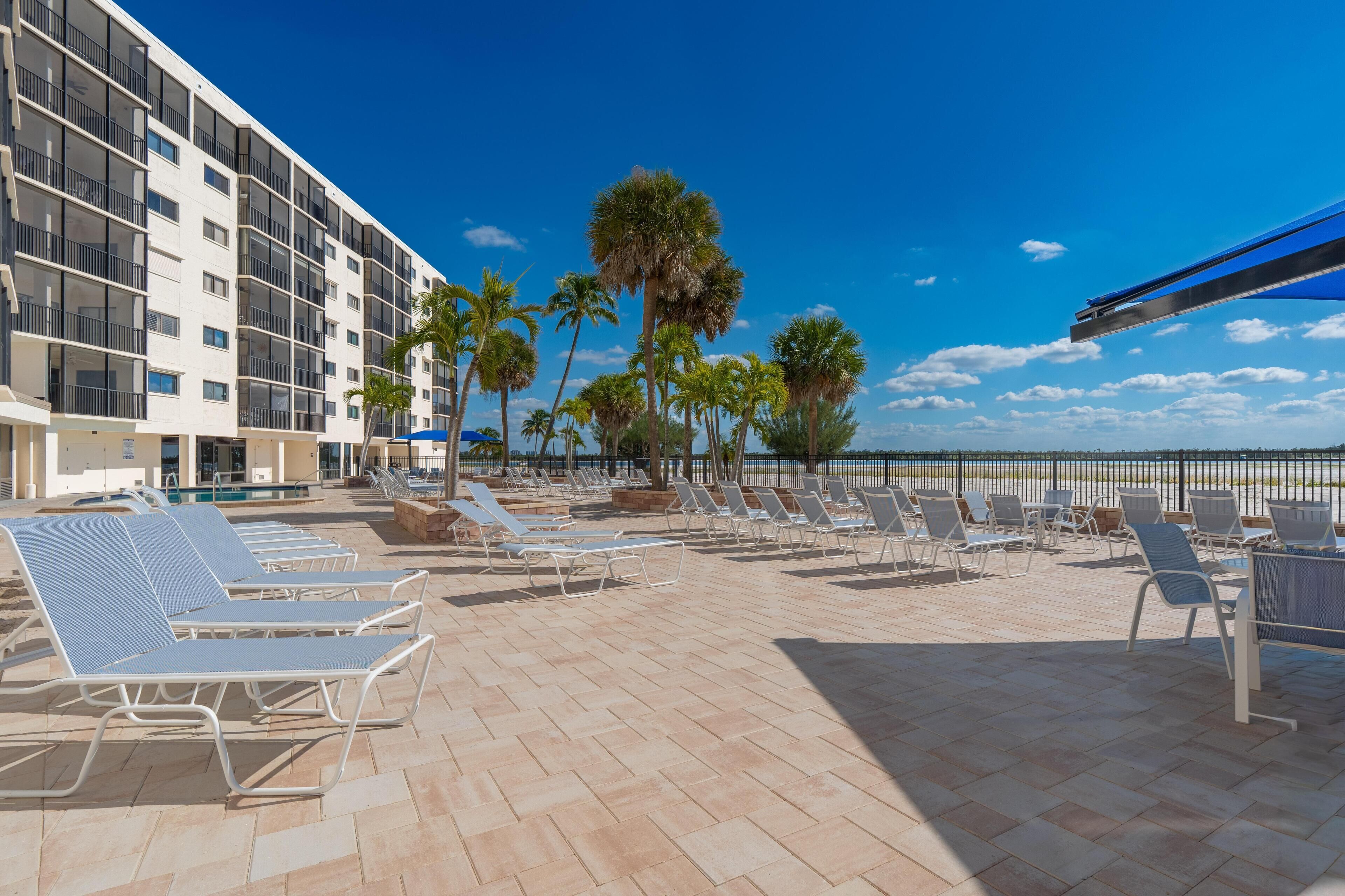 Condo, 1 King Bed (Carlos Pointe #515 - The Pelican Pad) | Terrace/patio