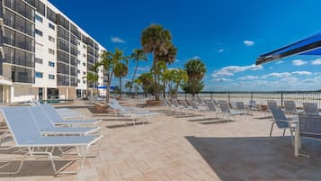 Condo, 1 King Bed (Carlos Pointe #515 - The Pelican Pad) | Terrace/patio