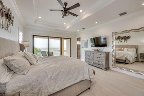 House, Multiple Beds (Sunset Siesta) | 5 bedrooms - Sunset Siesta (Fort Myers Beach)