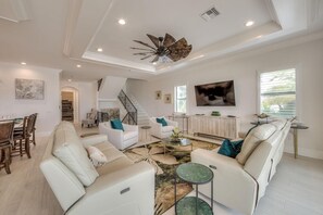 House, Multiple Beds (Sunset Siesta) | Living area - Sunset Siesta (Fort Myers Beach)