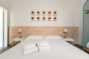 1 camera, accesso a Internet, lenzuola