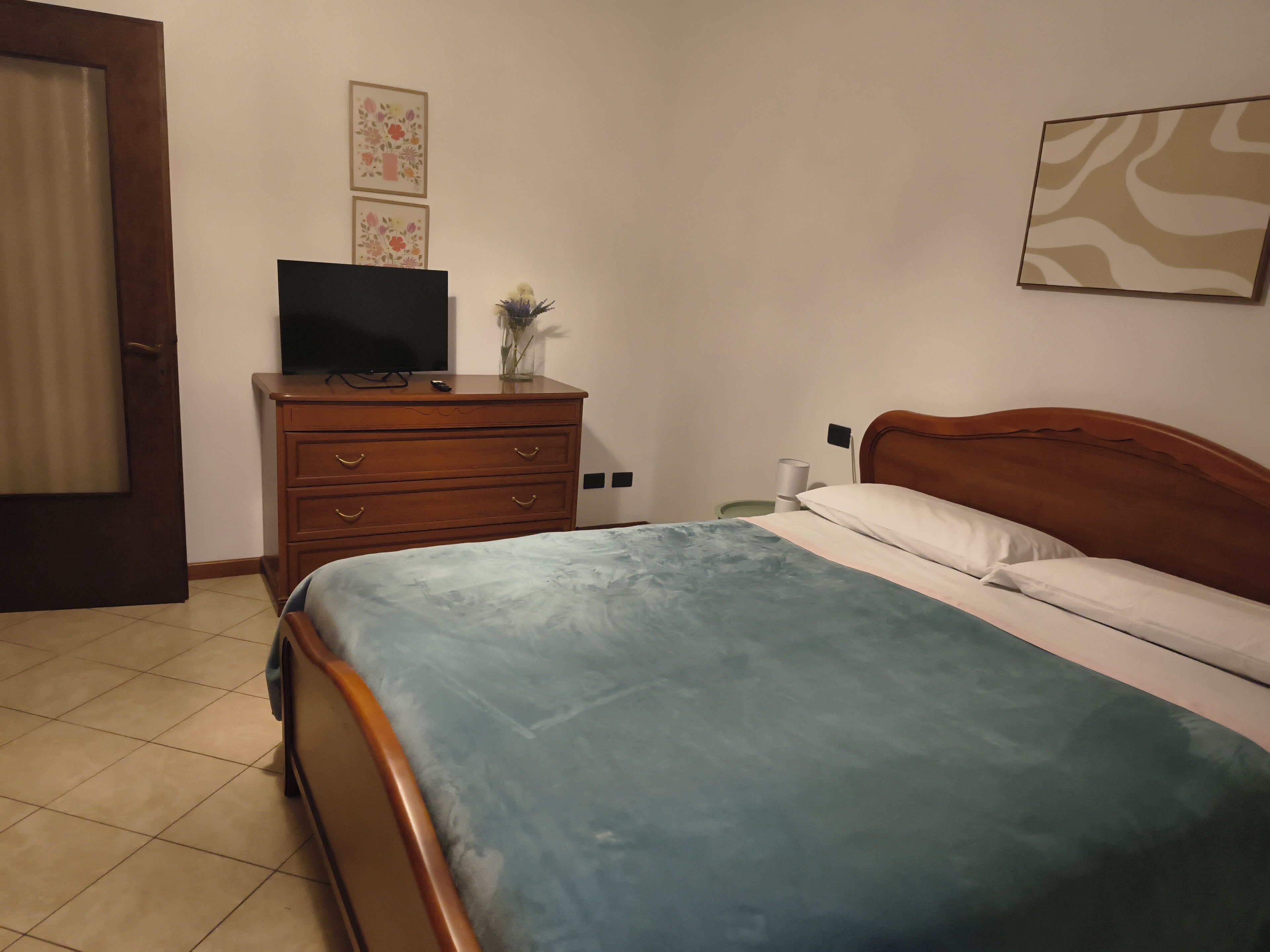 1 habitación, wifi y ropa de cama 