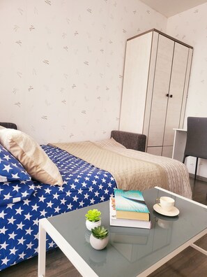 2 Schlafzimmer, Internetzugang, Bettwäsche