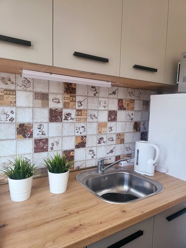 Warm 2-Bedroom Apartment Near Kaunas Clinics | Speedy Wifi | Netflix