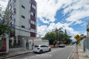 Exterior - Stay in an Unbeatable Location in Coqueiros, Floripa - Mtts (Florianópolis)