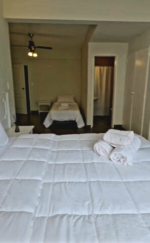 9 bedrooms, internet, bed sheets