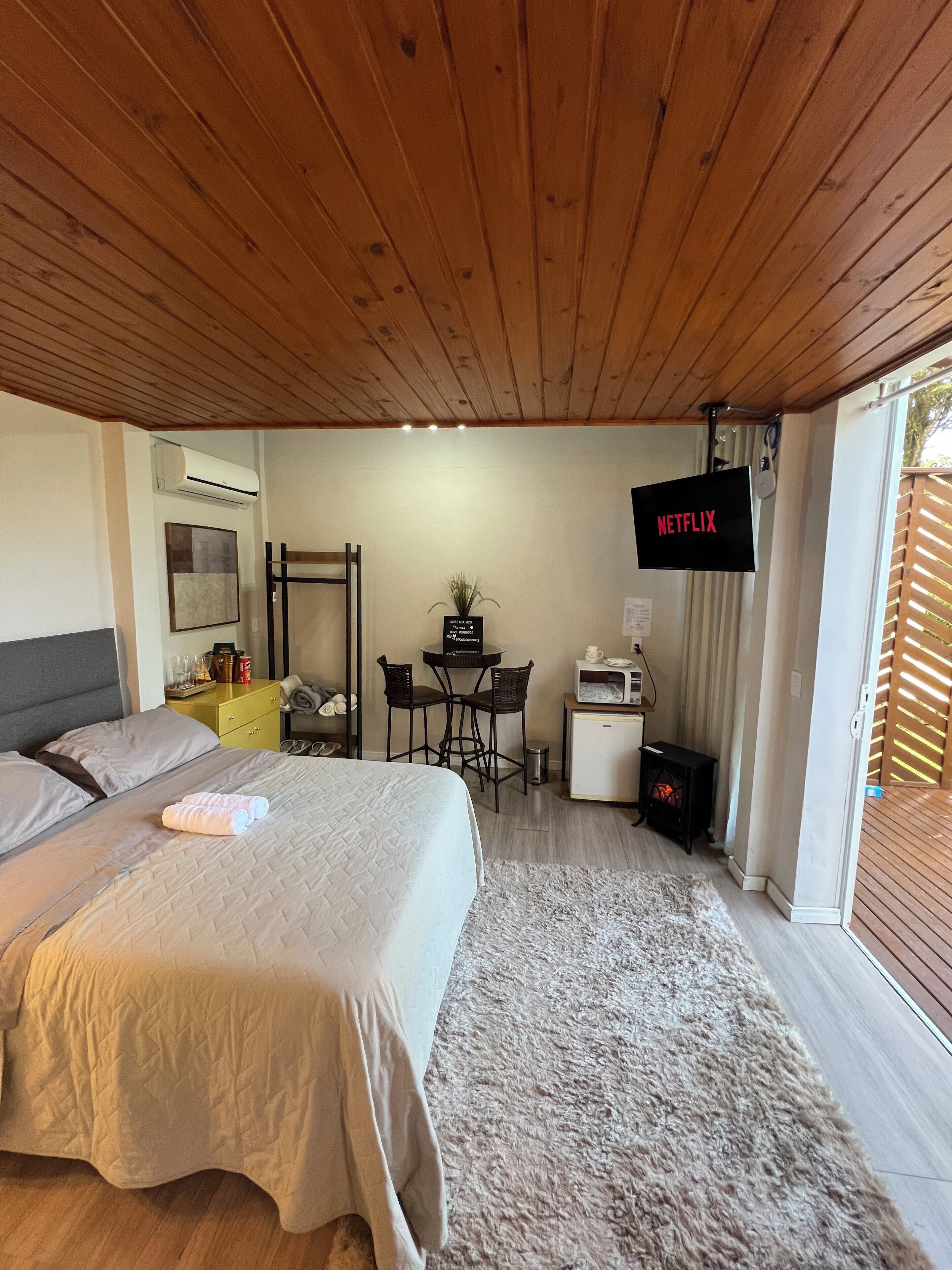 Premier Suite | Free WiFi