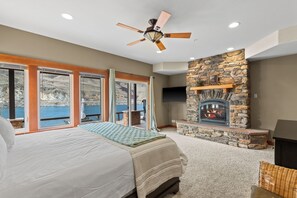 5 habitaciones, tabla de planchar con plancha y wifi gratis 