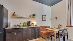 Family Suite, 1 Bedroom, Kitchenette, River View | Dining - The Downtown Post (Elizabethton)