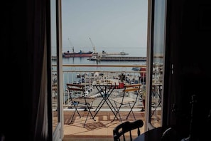 Interior - Endless Charm by Monholiday (Monopoli)