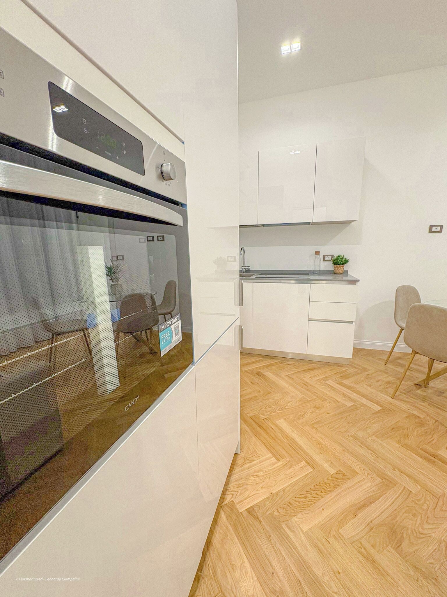 Kühlschrank, Ofen, Herdplatte, Geschirrspüler