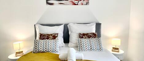 1 bedroom, iron/ironing board, Internet, bed sheets