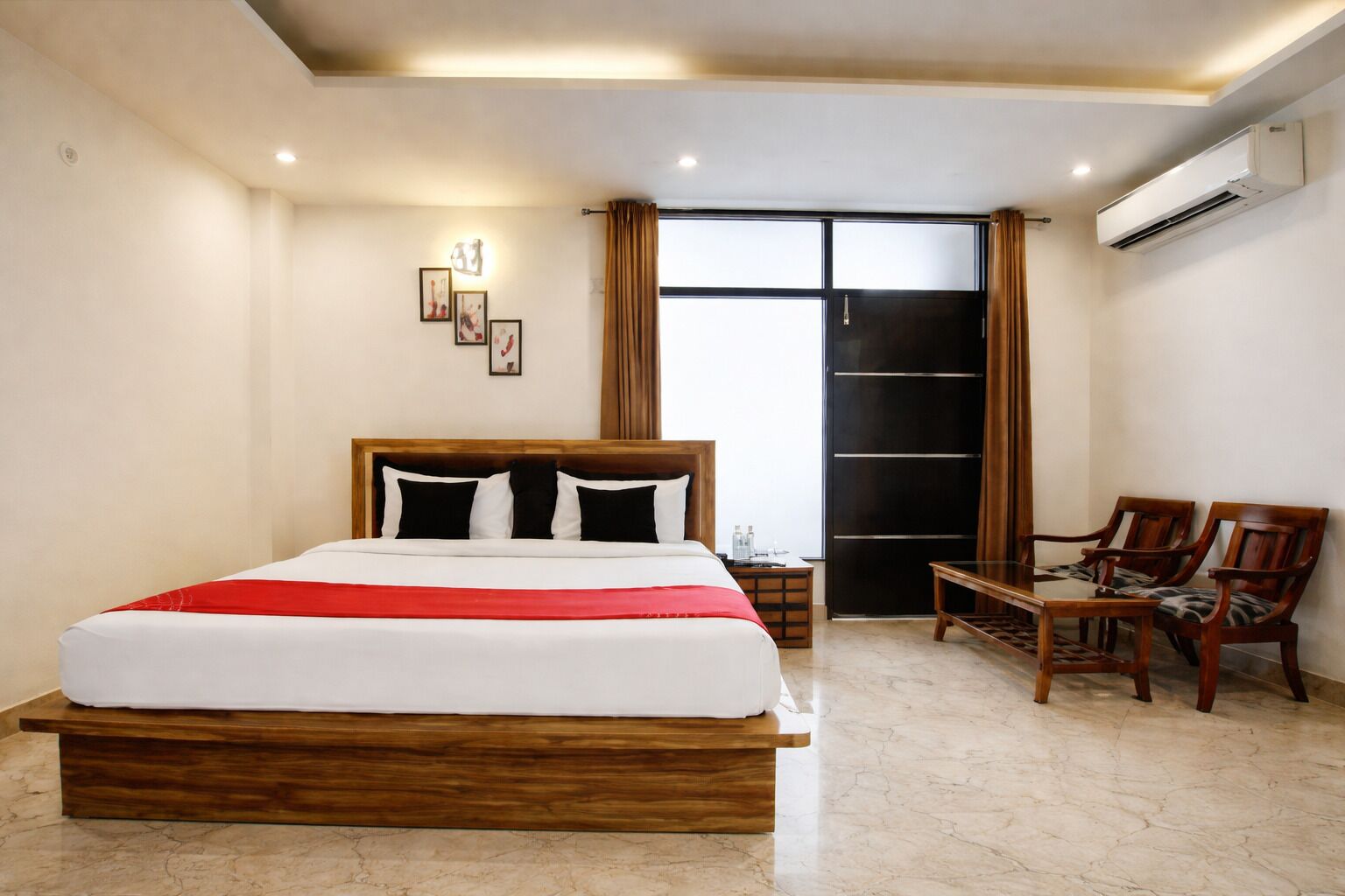 Economy-Doppelzimmer | Hochwertige Bettwaren, Daunenbettdecken