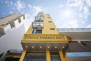 Exterior detail - KDSON Vindhya Inn (New Delhi)