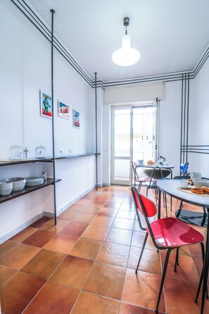 Dining - Apartment Deluxe Double Room Near Maradona Stadium (Napoli)