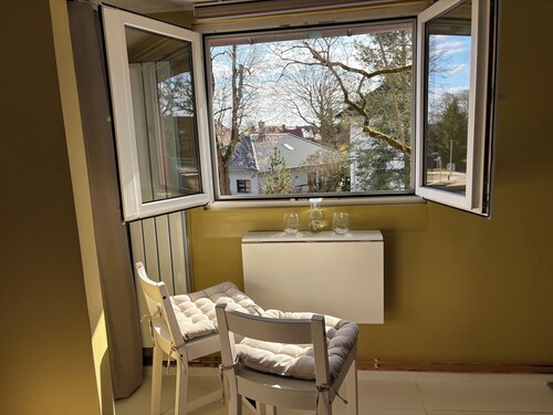 Cozy studio on the outskirts of the city. Pet friendly!