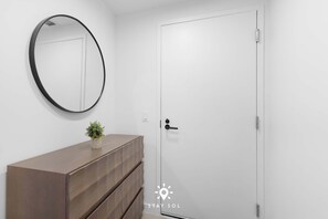 Entrance  - 3BR APT with Bay & Skyline Oasis | Sunset Corner (Miami Beach)
