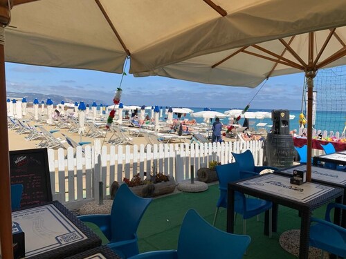 Apartment 30 meters from the beach