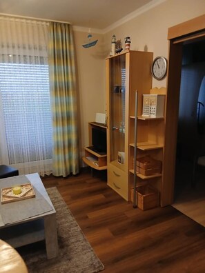 Living area - Vacation apartment Schwarz (Dornumersiel)