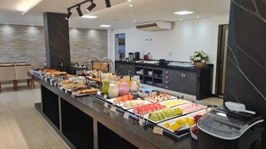 تناول الطعام