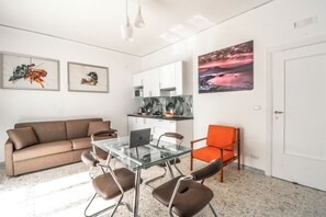Living area - Apartment with balcony near Maradona Stadium (Napoli)