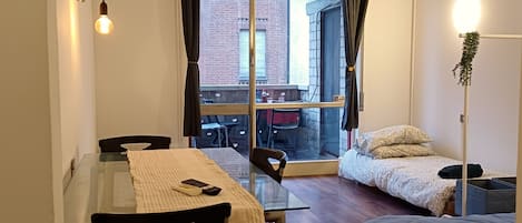 1 bedroom, iron/ironing board, WiFi, bed sheets