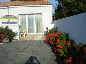 Terrace/patio - House for rent 4 people 800m from the beaches of Notre Dame de Monts 85690 (Notre-Dame-de-Monts)
