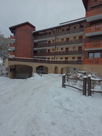6-sleeper apartment in La Joue du Loup, Devoluy