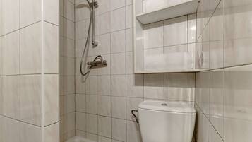 Hårføner og håndklær