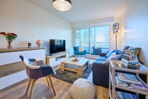 TV - Les Camélias - 5min à pied du Port (Courseulles-sur-Mer)