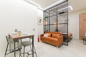 1 bedroom, free WiFi, bed sheets - Casa Cole - Studio Apartment, Sleeps 2 (Pescara)