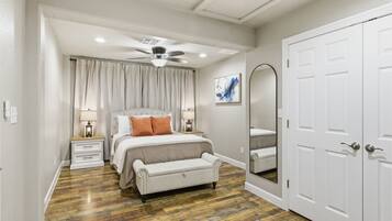 Internet, bed sheets