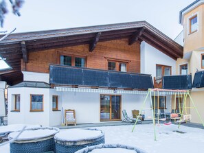 Children’s area - Apartment in Altenmarkt im Pongau with balcony (Altenmarkt)